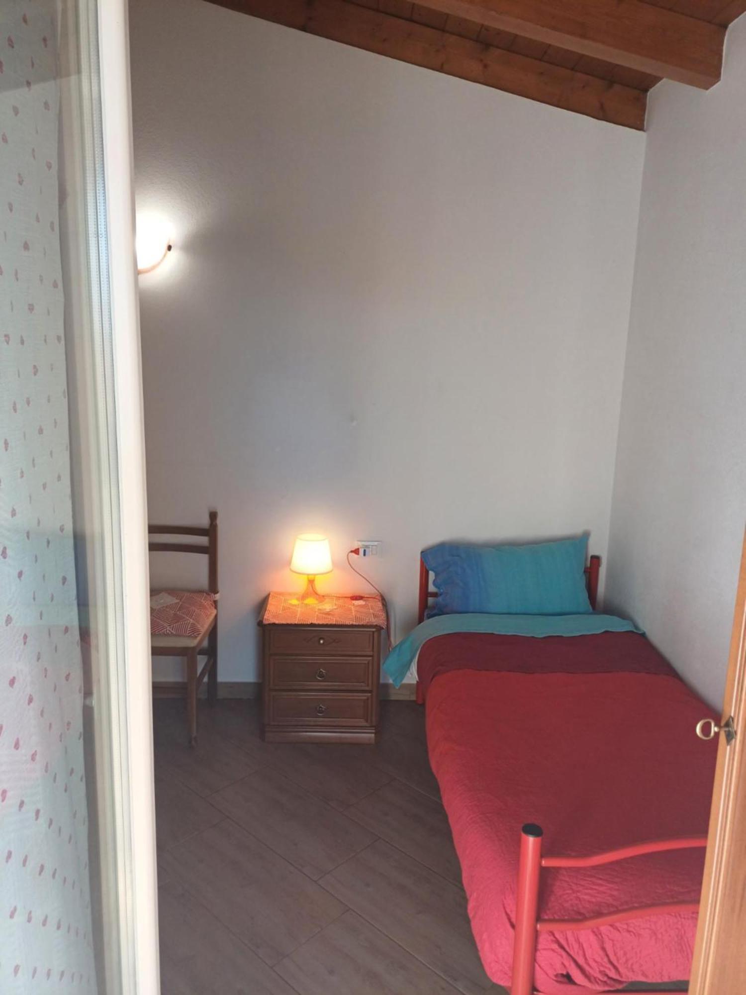 Cascina Legnago Trilocale A 6 Chilometri Da Salo' Apartment Villanuova sul clisi Bagian luar foto