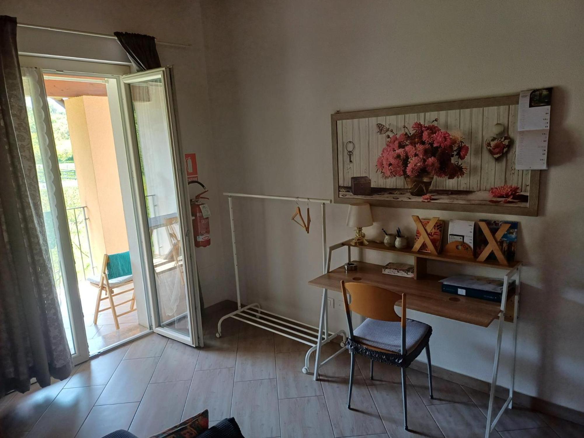 Cascina Legnago Trilocale A 6 Chilometri Da Salo' Apartment Villanuova sul clisi Bagian luar foto